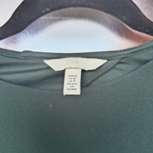 H&M Green Body Con Long-Sleeve Dress - Picture 2 of 6